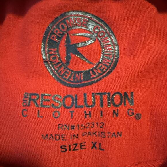 One Resolution Red Men’s Short Sleeve Shirt Size XL - Picture 6 of 7